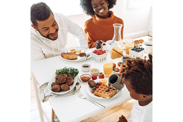 Image Family eating together